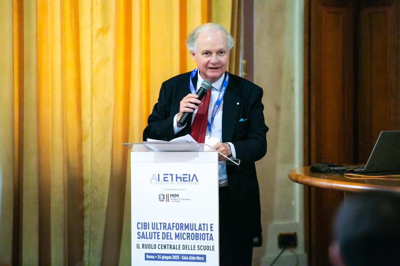 Evento Fondazione Aletheia e Ministero dell'Istruzione e del Merito - "Cibi ultraformulati e salute del Microbiota, il ruolo centrale delle scuole" 24 giugno 2025 - Saluti Presidente Stefano Lucchini